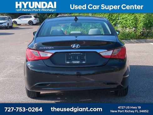 Used 2012 Hyundai Sonata GLS FWD image 4