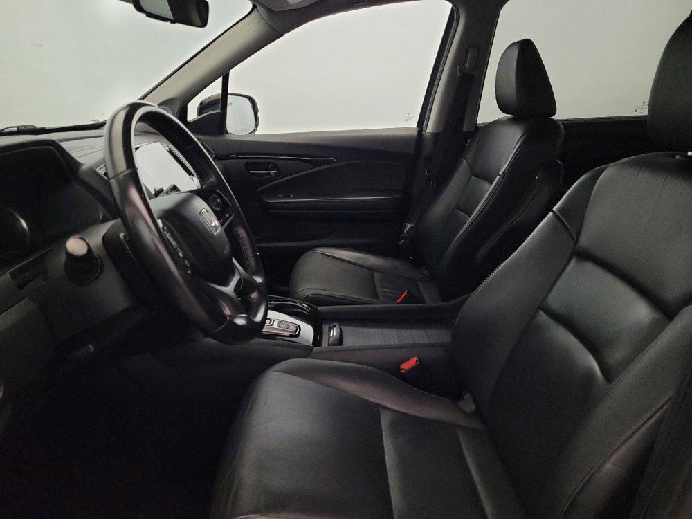 Used 2022 Honda Pilot Touring image 17