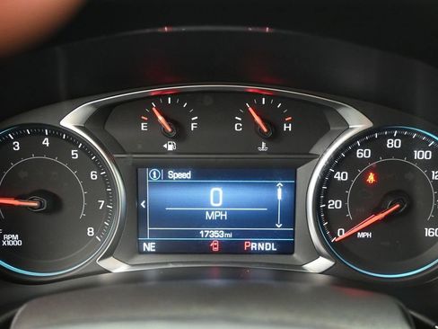 Used 2024 Chevrolet Equinox RS FWD image 13