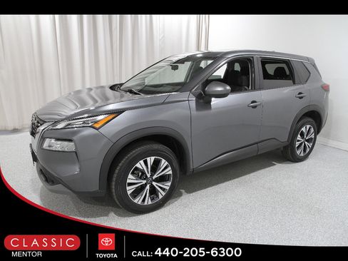Used 2023 Nissan Rogue SV AWD/4WD image 3