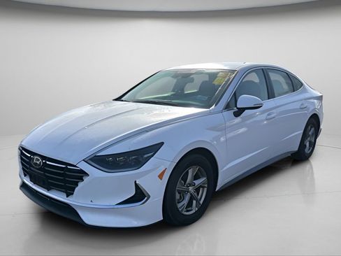 Used 2023 Hyundai Sonata SE image 9
