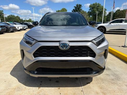 Used 2023 Toyota RAV4 XSE AWD/4WD image 2