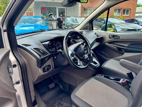 Used 2022 Ford Transit Connect XL FWD image 13