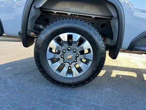 Used 2024 Chevrolet Silverado 2500 Custom w/ Custom Value Package AWD/4WD image 7