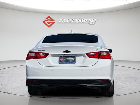 Used 2018 Chevrolet Malibu LT w/ True North Edition FWD image 6