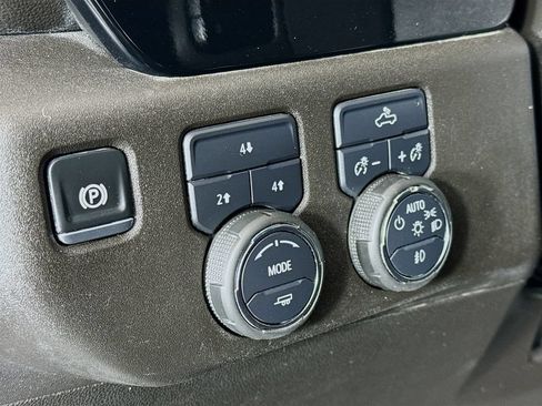 Used 2025 Chevrolet Silverado 2500 LT AWD/4WD image 10