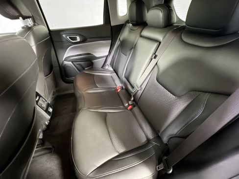 Used 2022 Jeep Compass Latitude image 22