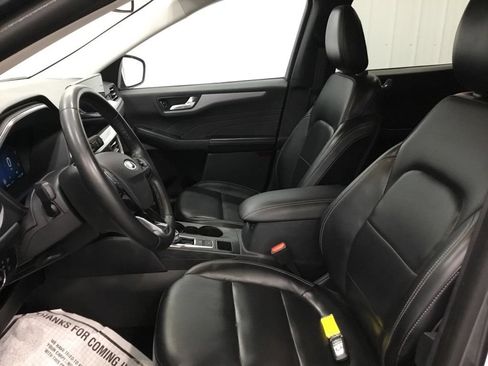 Used 2023 Ford Escape Platinum AWD/4WD image 11