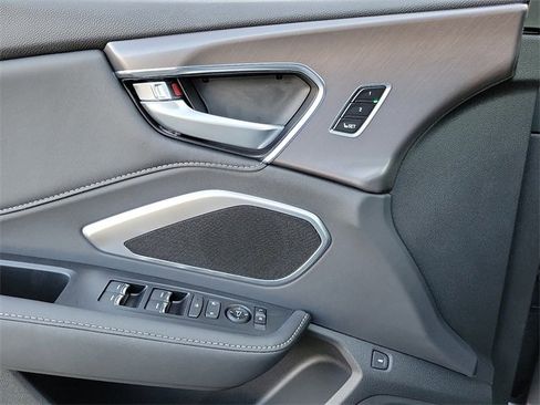 New 2025 Acura RDX SH-AWD image 15
