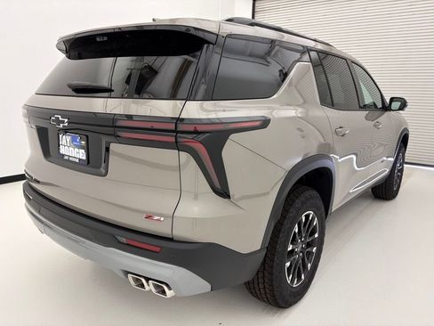 New 2026 Chevrolet Traverse Z71 w/ Driver Confidence Package AWD/4WD image 21