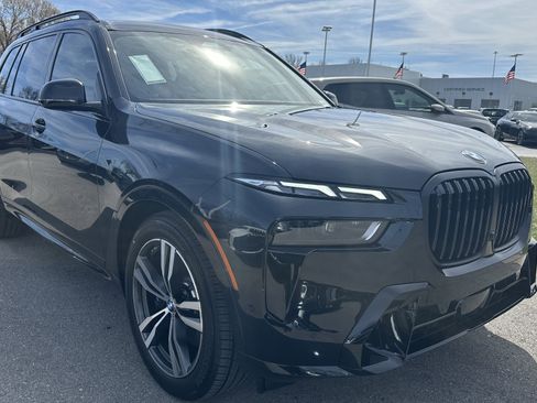 New 2026 BMW X7 xDrive40i image 2