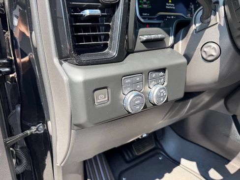 Used 2022 GMC Sierra 1500 AT4X AWD/4WD image 25