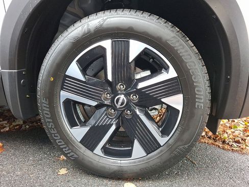 New 2026 Nissan Kicks SV w/ Cold Weather Package image 4