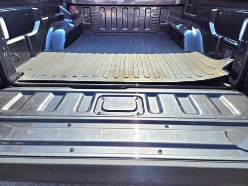 Used 2021 Jeep Gladiator Mojave image 17