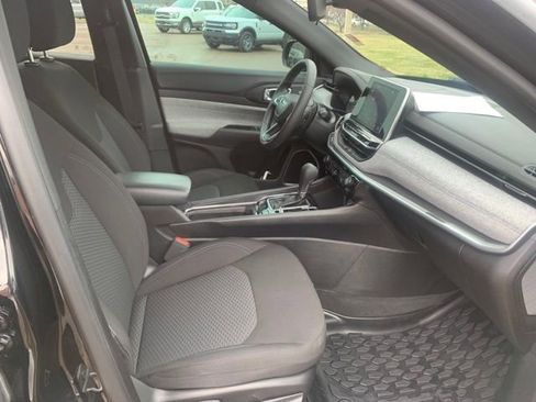 Used 2025 Jeep Compass Sport image 29