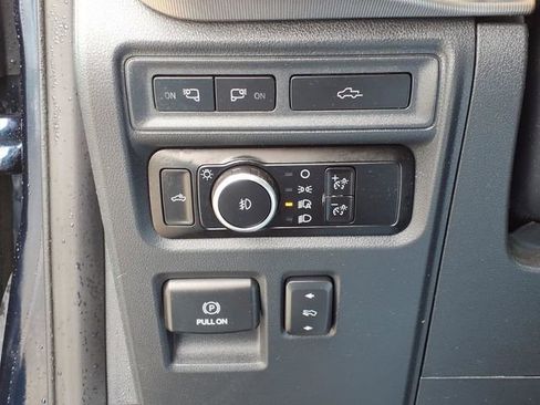 Used 2023 Ford F150 Raptor AWD/4WD image 17