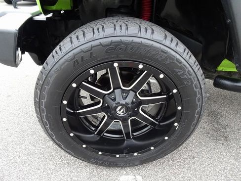 Used 2013 Jeep Wrangler Sport image 29