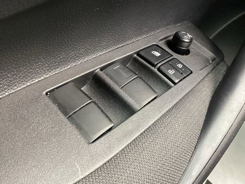 Used 2025 Toyota Corolla LE image 16