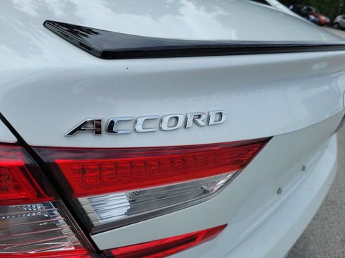 Used 2021 Honda Accord Sport image 4