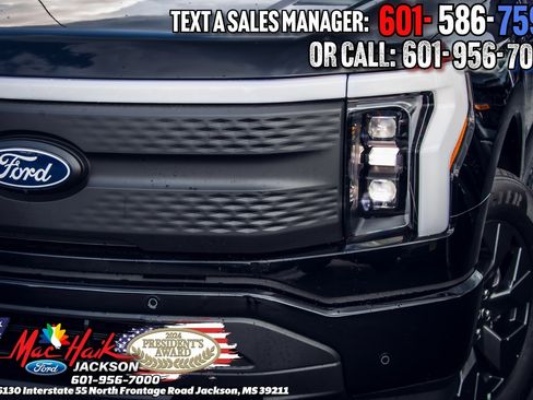 New 2025 Ford F150 Lightning Flash image 25