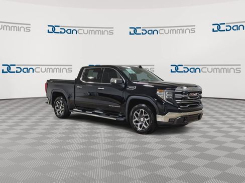 Used 2022 GMC Sierra 1500 SLT w/ SLT Premium Plus Package AWD/4WD image 2