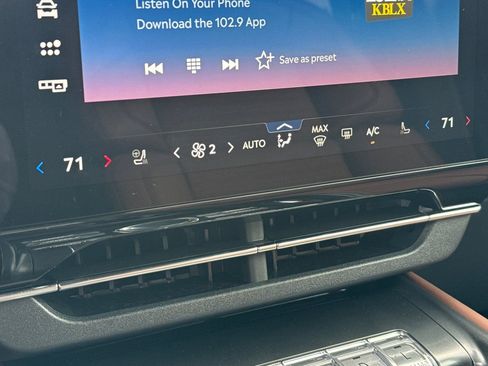 New 2026 Lincoln Nautilus Reserve image 18