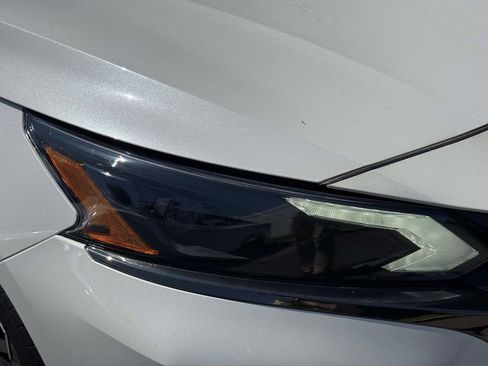 Certified 2025 Nissan Altima 2.5 SR FWD image 9