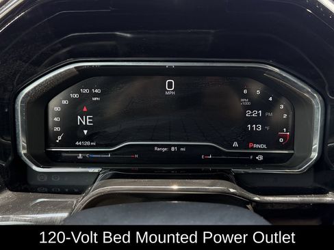 Used 2025 GMC Sierra 1500 SLT RWD image 16