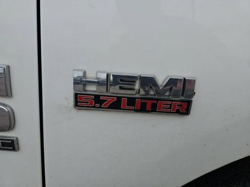 Used 2022 RAM 1500 Classic SLT RWD image 24