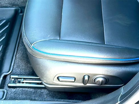 Used 2024 Buick Envista Sport Touring w/ Convenience I Package FWD image 15