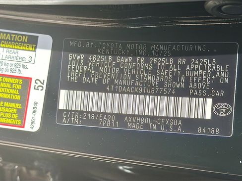 Used 2026 Toyota Camry SE FWD image 12