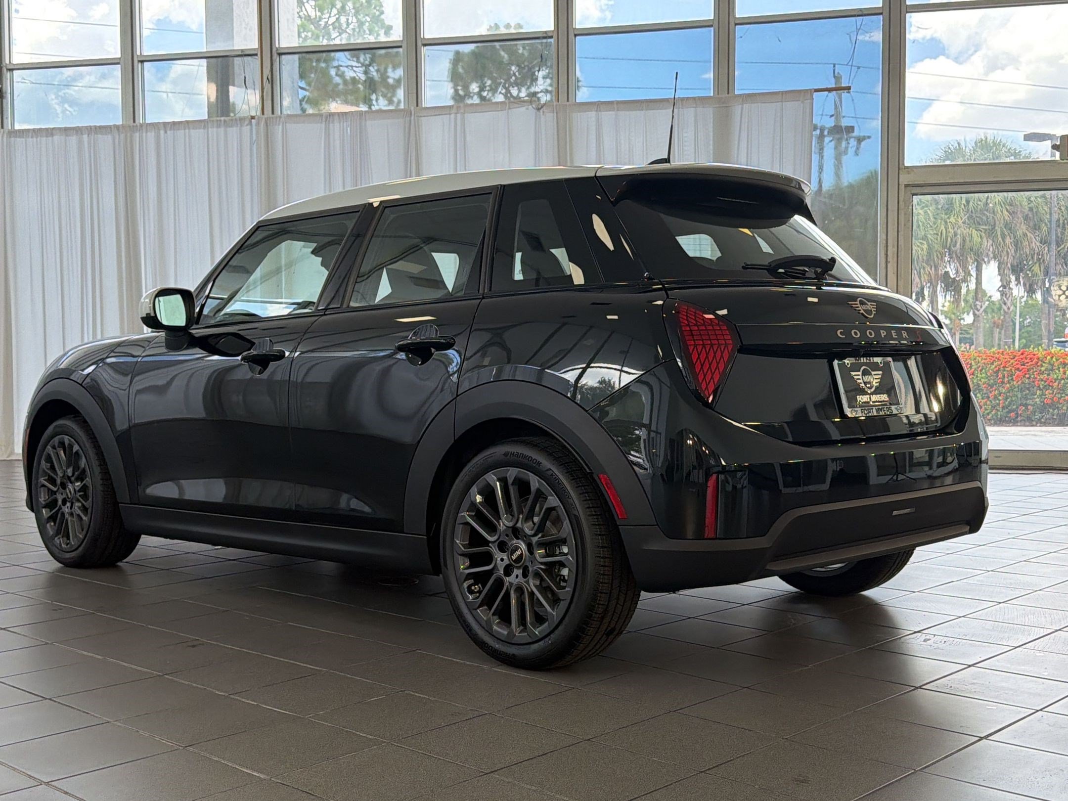 New 2026 MINI Cooper S FWD image 3
