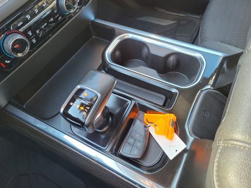 Used 2023 Chevrolet Silverado 1500 LT w/ Protection Package image 18