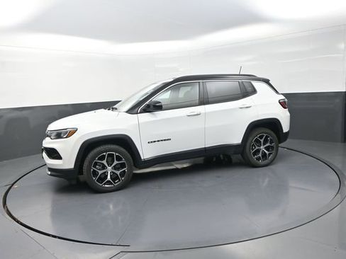 Used 2024 Jeep Compass Limited AWD/4WD image 47