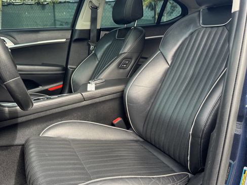 Used 2020 Genesis G70 2.0T w/ Elite Package image 18