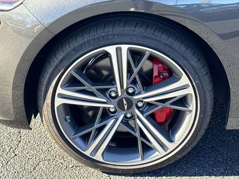 Used 2025 Genesis G70 3.3T Advanced w/ Sport Prestige Package image 11