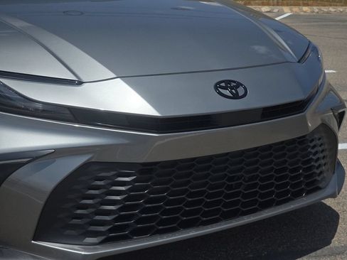 New 2026 Toyota Camry SE FWD image 7
