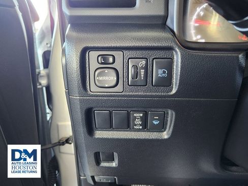 Used 2022 Toyota 4Runner SR5 Premium image 27