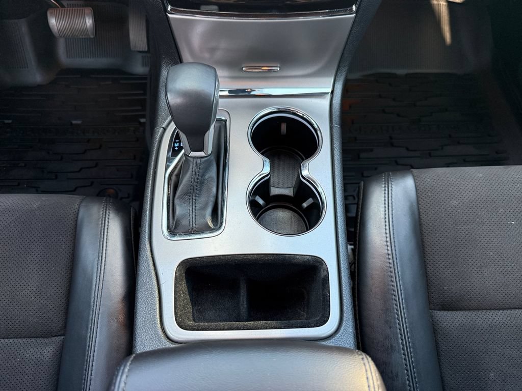 Used 2021 Jeep Grand Cherokee Laredo X AWD/4WD image 15