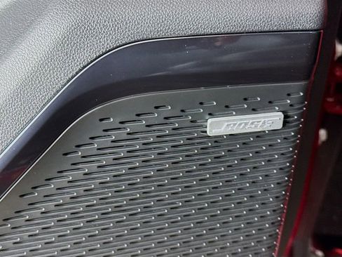 Used 2024 GMC Acadia AT4 w/ Luxury Package image 23