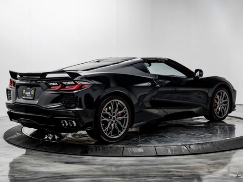 Used 2023 Chevrolet Corvette Stingray Premium Cpe w/ Z51 Performance Package image 15