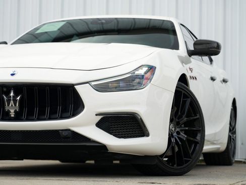 Used 2022 Maserati Ghibli Trofeo RWD image 69