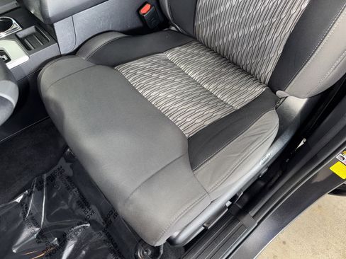 Used 2021 Toyota Tundra SR5 image 32