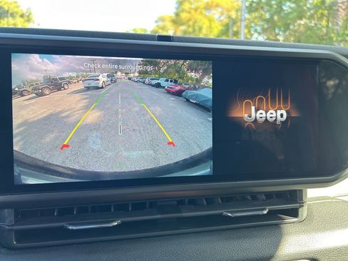 Certified 2024 Jeep Wrangler Sport S image 14