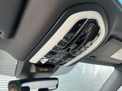 Used 2026 Porsche Macan S image 36