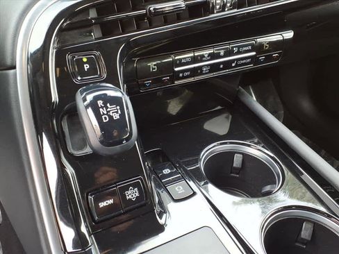 Certified 2024 Toyota Mirai XLE image 19