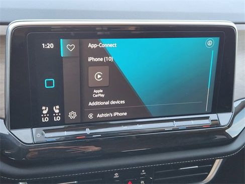 Used 2024 Volkswagen Atlas SE w/ Black Wheel Package image 17