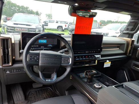 New 2025 GMC Hummer EV 3X w/ Battery Pack, 24 Module Pack AWD/4WD image 17