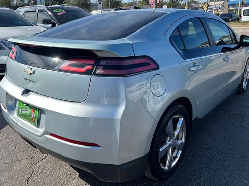 Used 2013 Chevrolet Volt Premium w/ Premium Trim Package image 5
