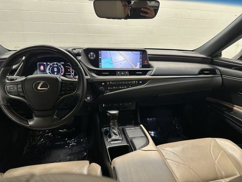 Used 2020 Lexus ES 350 w/ Accessory Package FWD image 29